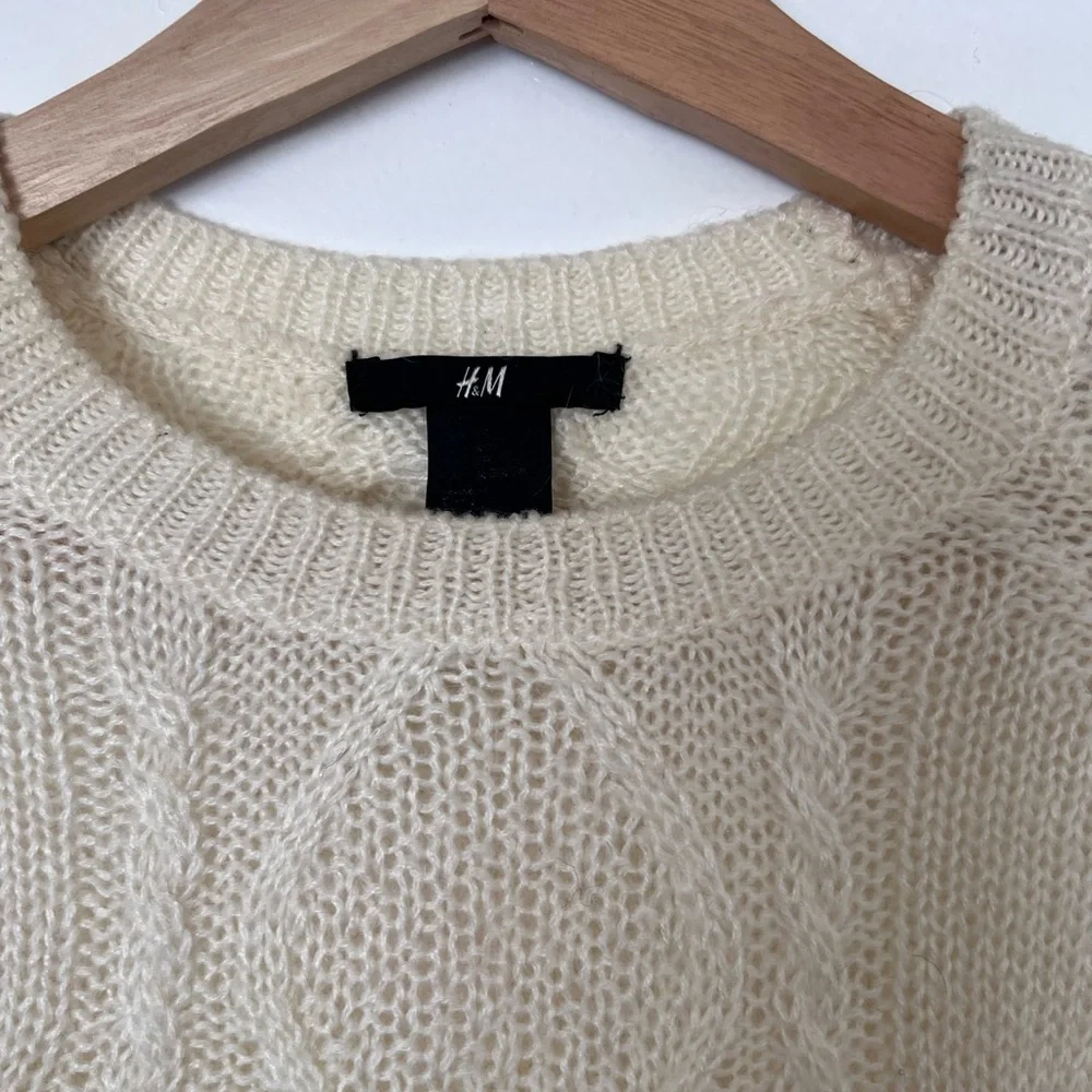Sweater - Picture 2 of 5